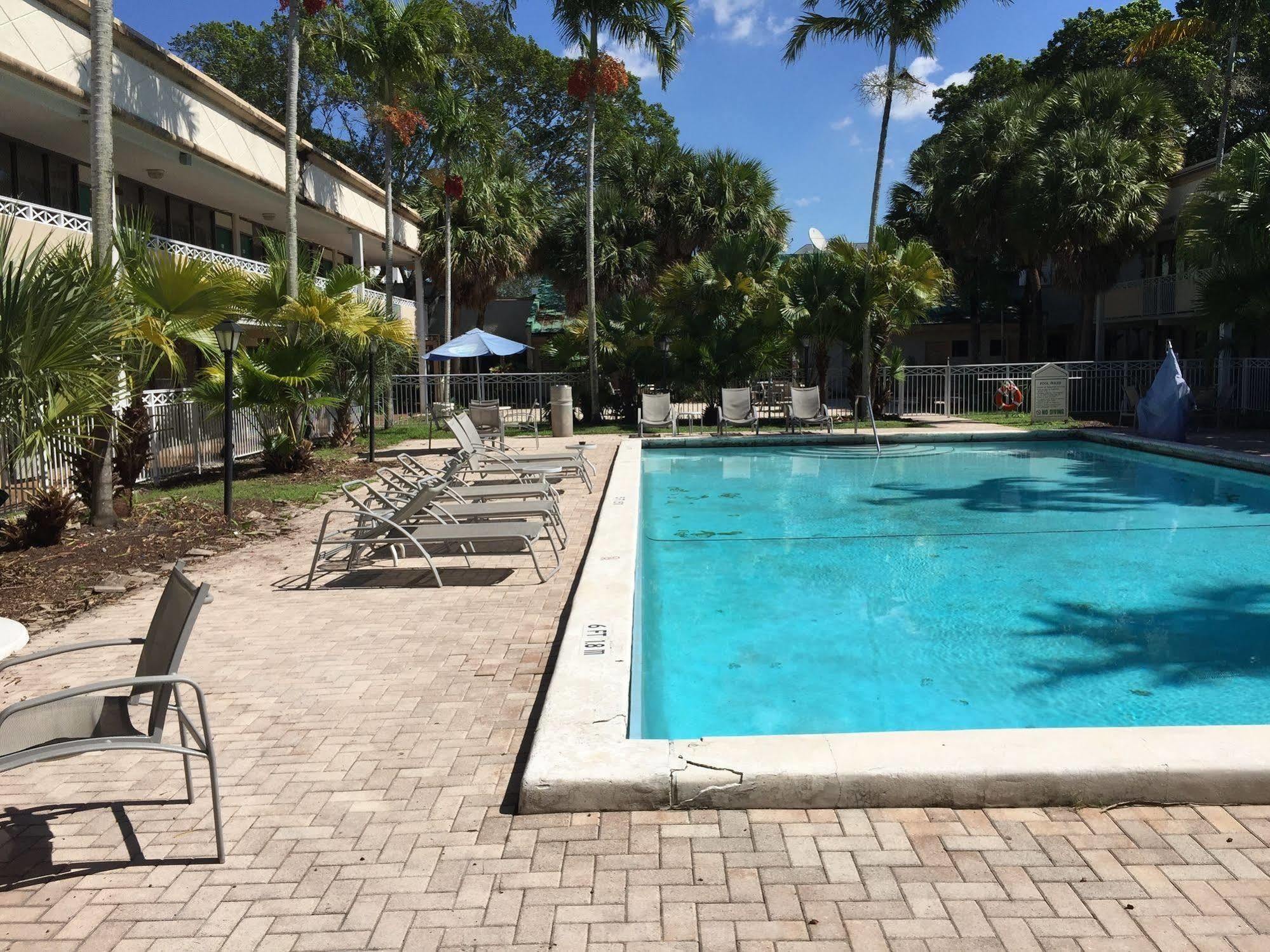 Sawgrass Inn & Conference Center Plantation Exterior foto