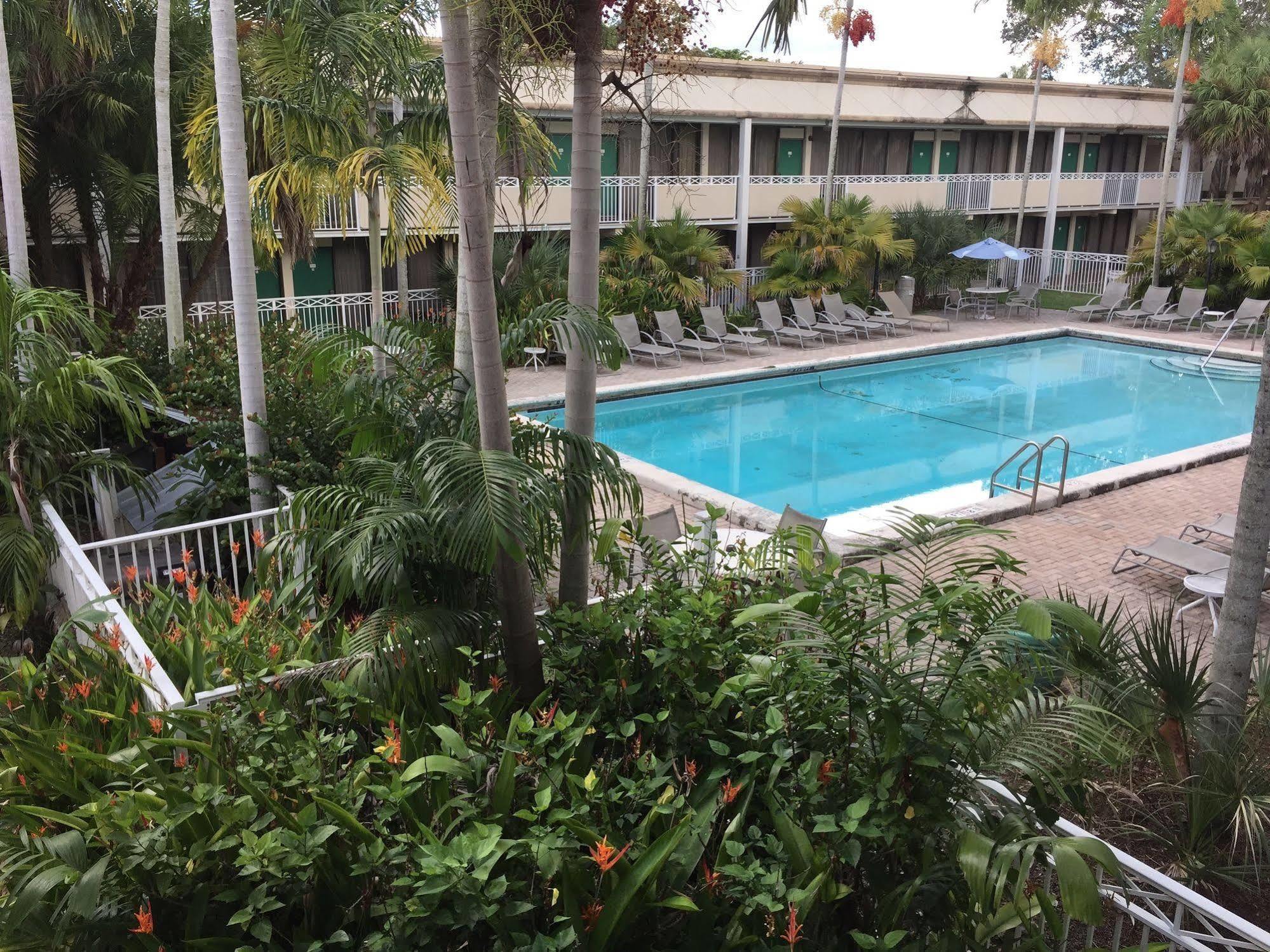 Sawgrass Inn & Conference Center Plantation Exterior foto